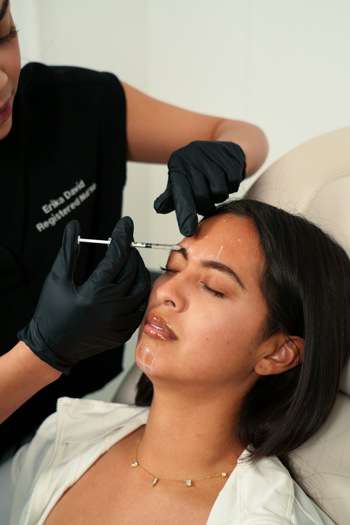 Aesthetic injectable treatment